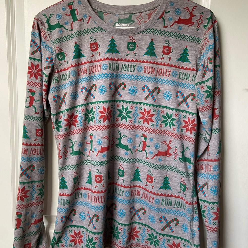 Limited edition Brooks holiday base layer tee